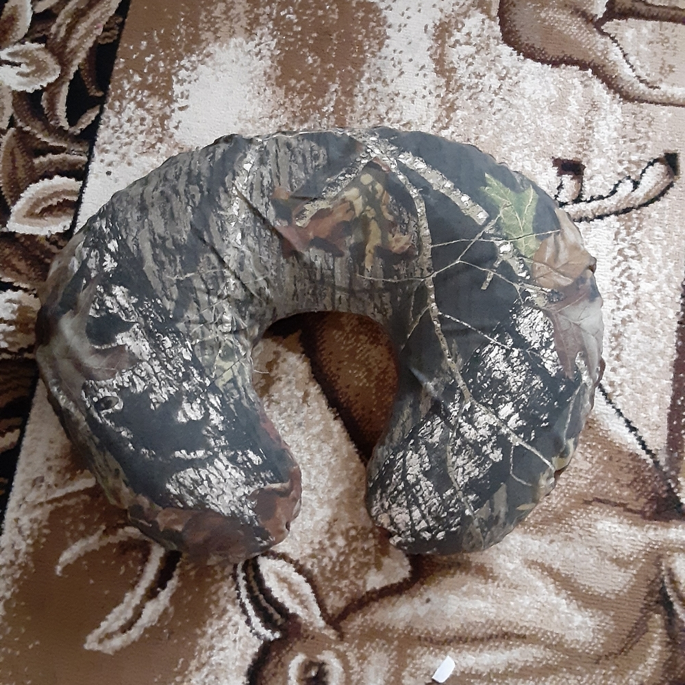 Camo boppy pillow